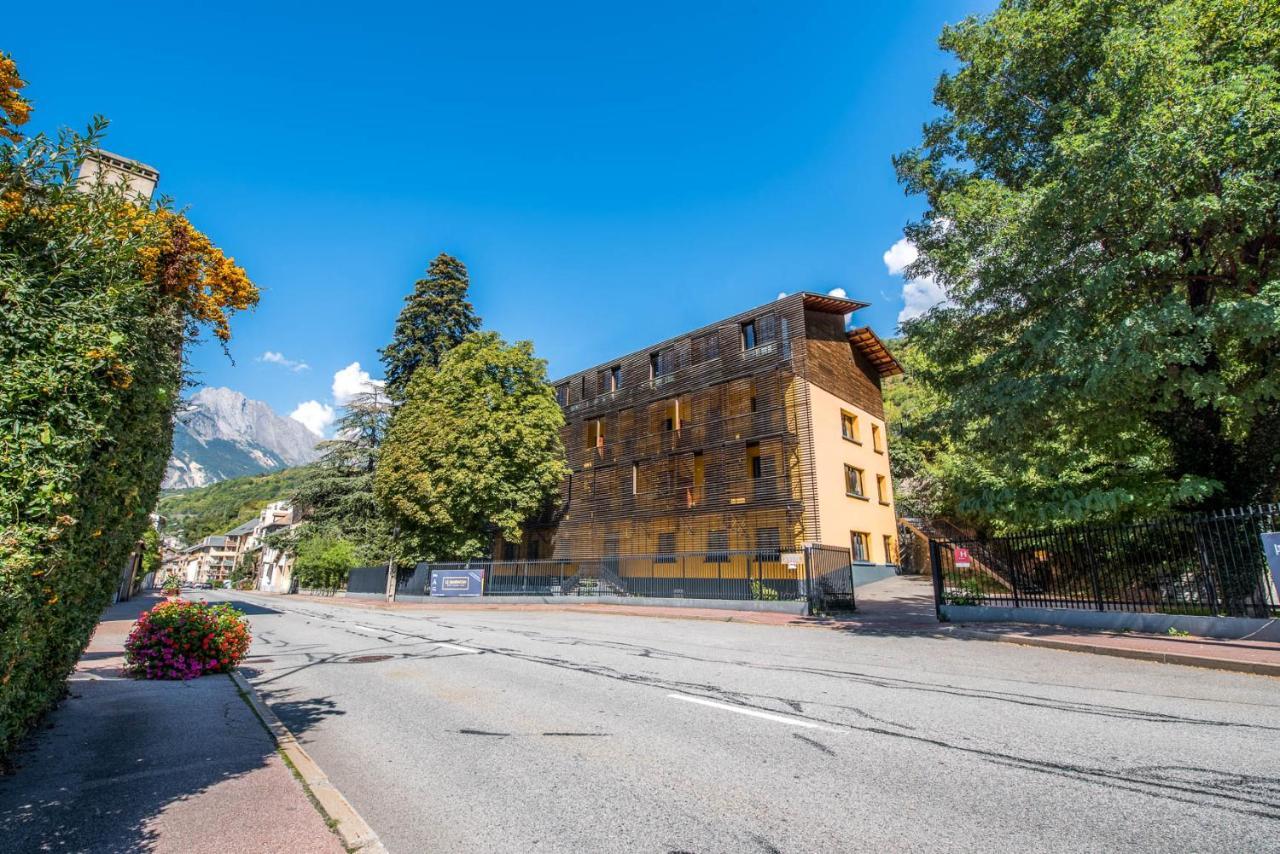 Hotel Le Marintan Saint-Michel-de-Maurienne Bagian luar foto