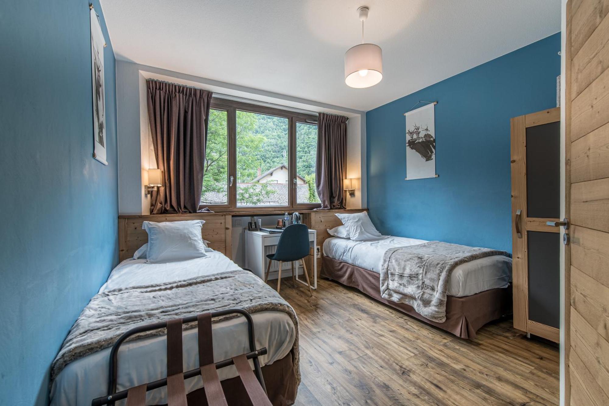 Hotel Le Marintan Saint-Michel-de-Maurienne Bagian luar foto
